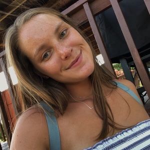 Meet your Posher, Katelyn